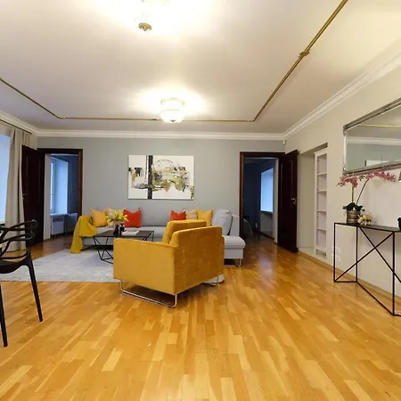 Tallinn City Apartments - 2 Bedroom On Old Town Main Street Viru Tallinna Exterior photo