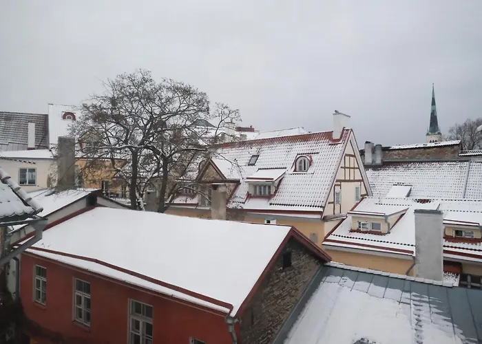 Tallinn City Apartments - 2 Bedroom On Old Town Main Street Viru