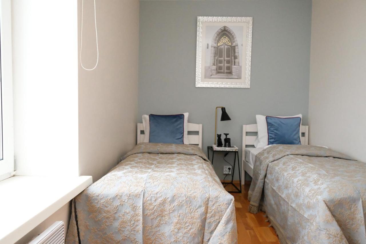 - 2 Bedroom On Old Town Main Street Viru Huoneisto